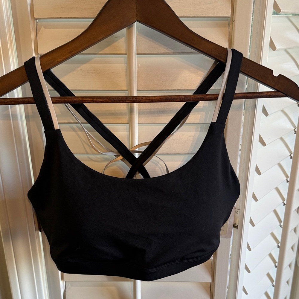 NWT Fabletics Dual Strap Black Sports Bra - Picture 4 of 5